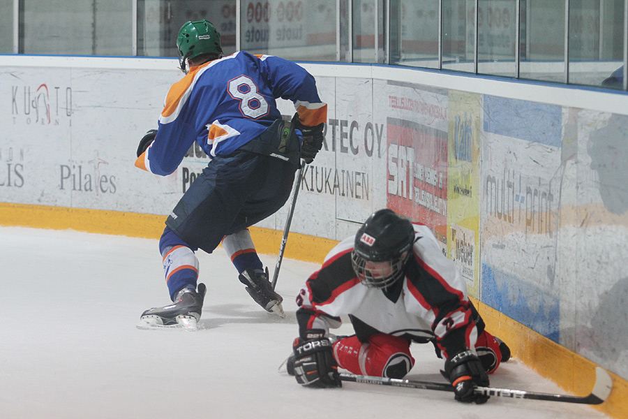18.8.2012 - (K-Vantaa B-Ässät B)