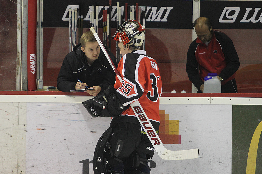 15.9.2012 - (Ässät A-HPK A)