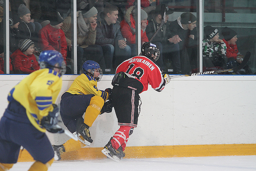 11.3.2013 - (Ässät B-Lukko B)