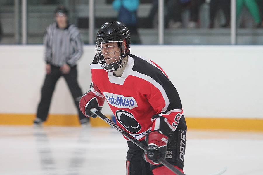 11.3.2013 - (Ässät B-Lukko B)