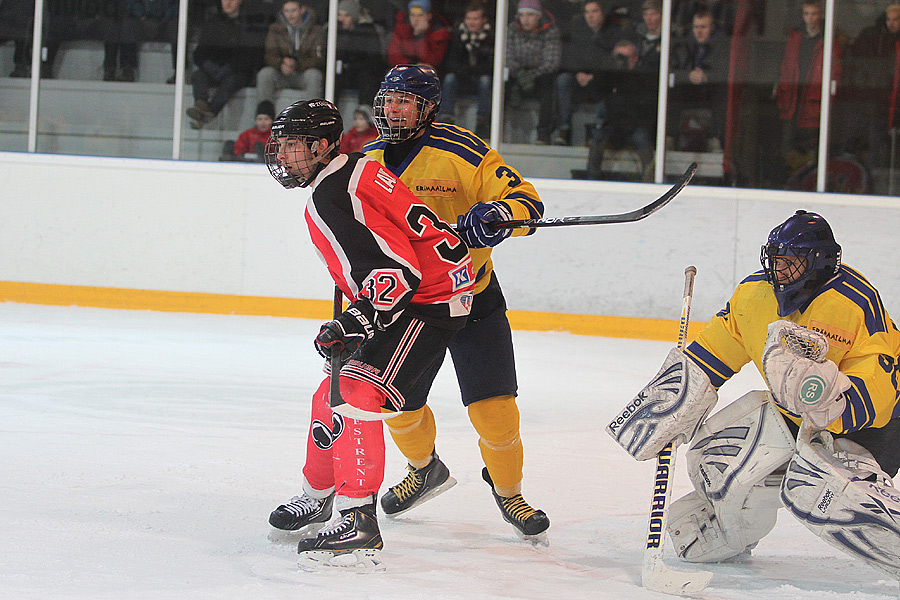 11.3.2013 - (Ässät B-Lukko B)