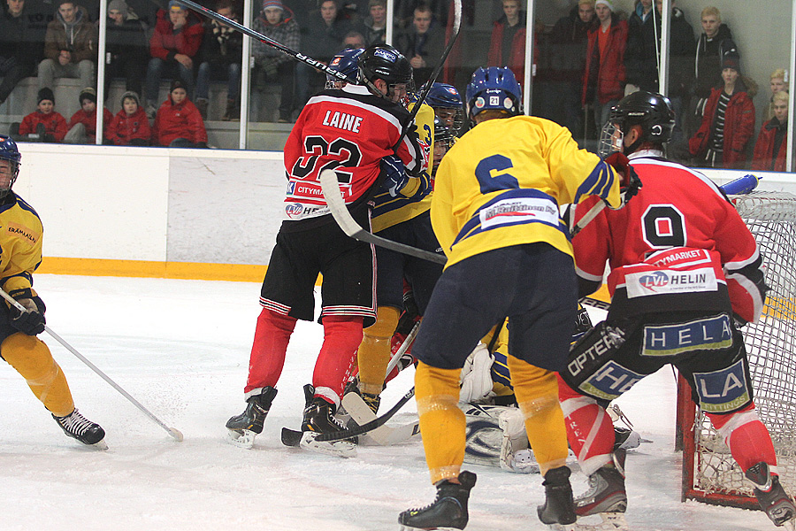 11.3.2013 - (Ässät B-Lukko B)