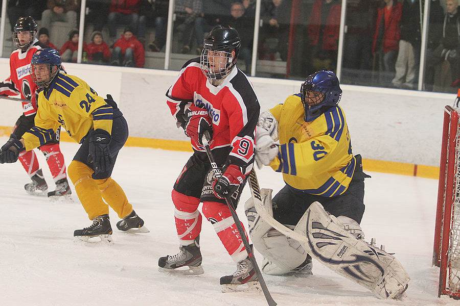 11.3.2013 - (Ässät B-Lukko B)