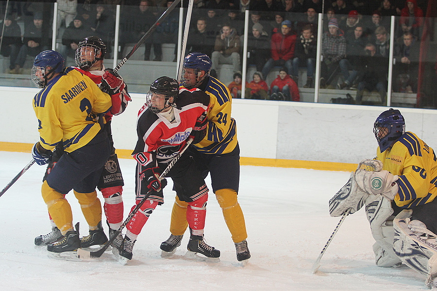 11.3.2013 - (Ässät B-Lukko B)