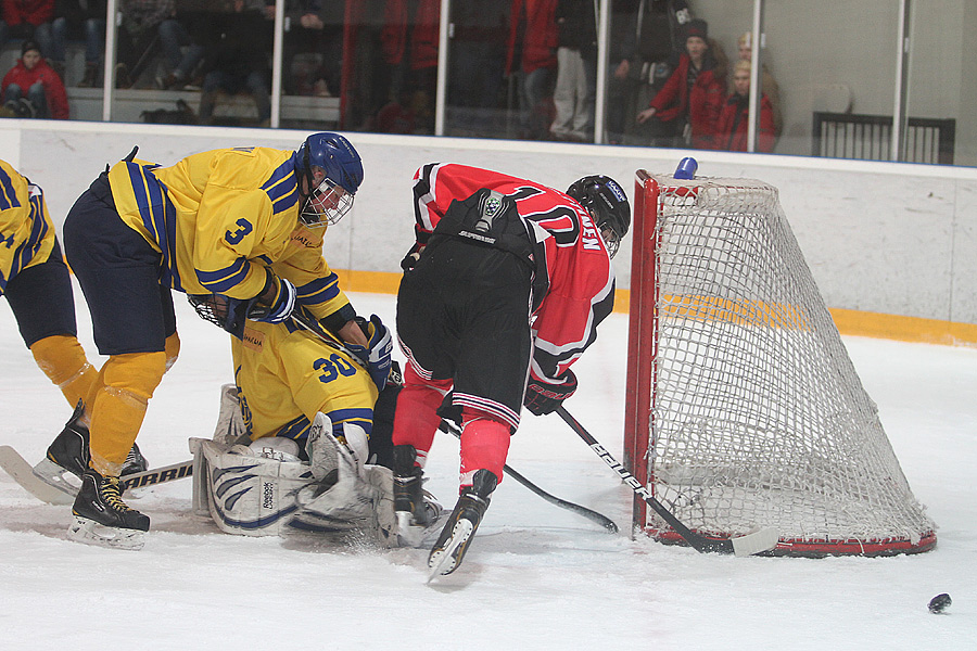 11.3.2013 - (Ässät B-Lukko B)