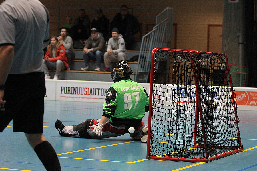 19.10.2015 - (FBT Pitu-Indians)