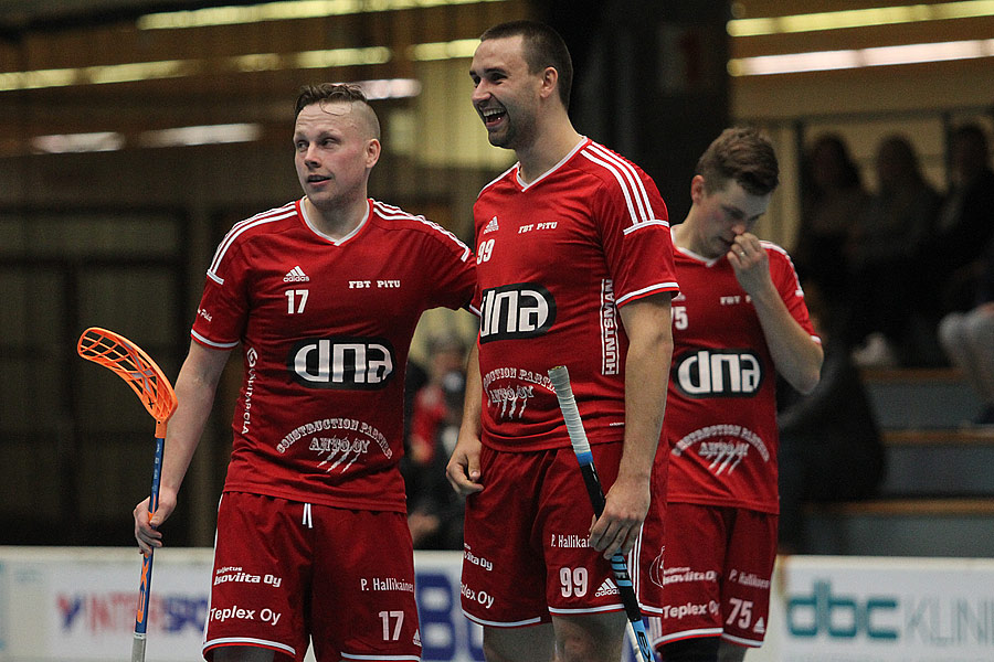 19.10.2015 - (FBT Pitu-Indians)