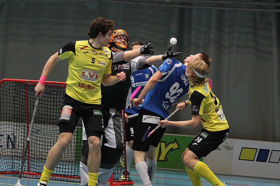 2.12.2015 - (Karhut-SBS Wirmo)