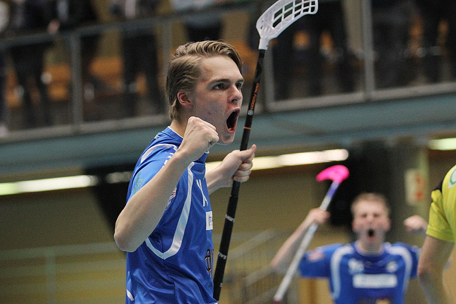 2.12.2015 - (Karhut-SBS Wirmo)