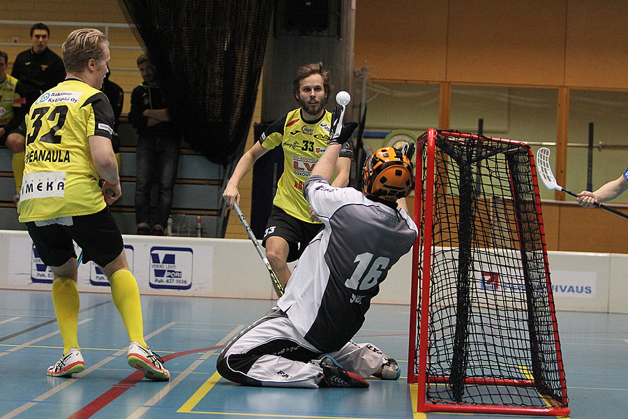2.12.2015 - (Karhut-SBS Wirmo)