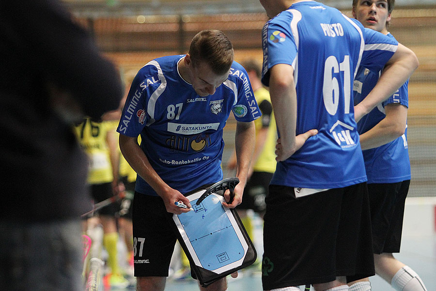 2.12.2015 - (Karhut-SBS Wirmo)