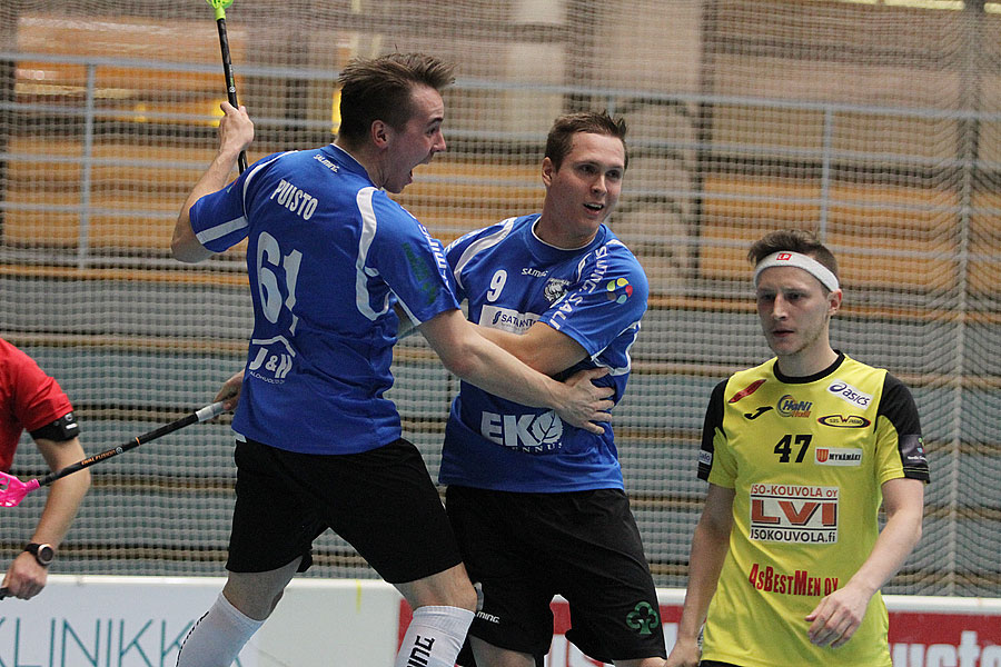 2.12.2015 - (Karhut-SBS Wirmo)