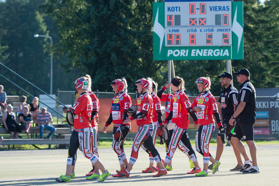 22.8.2015 - (Pesäkarhut N-Kempele N)