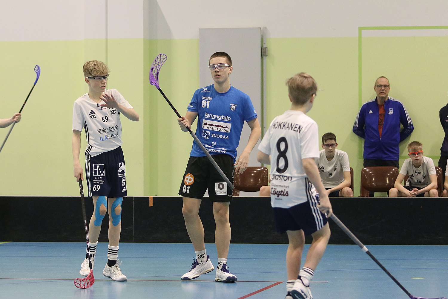 6.4.2024 - (Karhut P17-Nokian KrP Sininen P17))