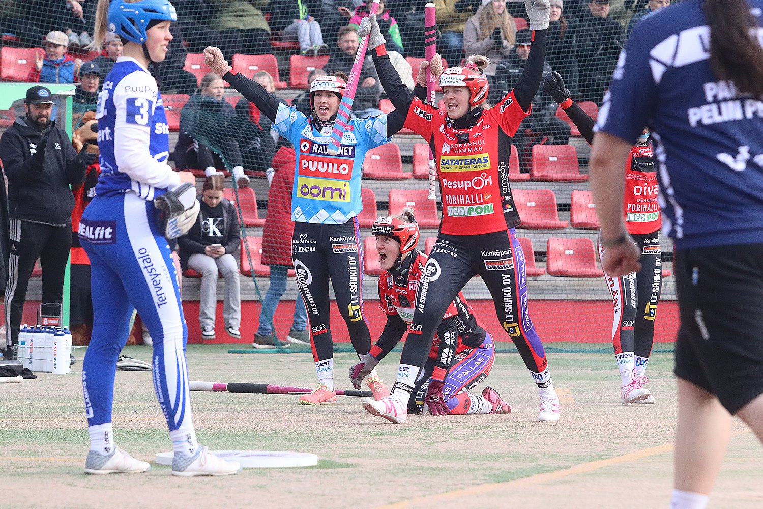 9.5.2025 - (Pesäkarhut N-Roihuttaret N)