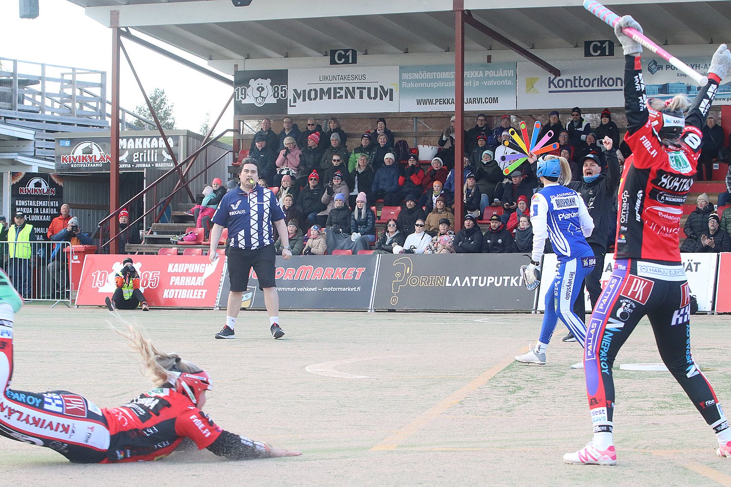 9.5.2025 - (Pesäkarhut N-Roihuttaret N)