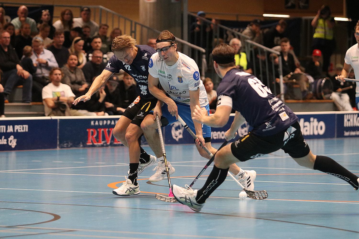 17.9.2025 - (Karhut-SalBa)