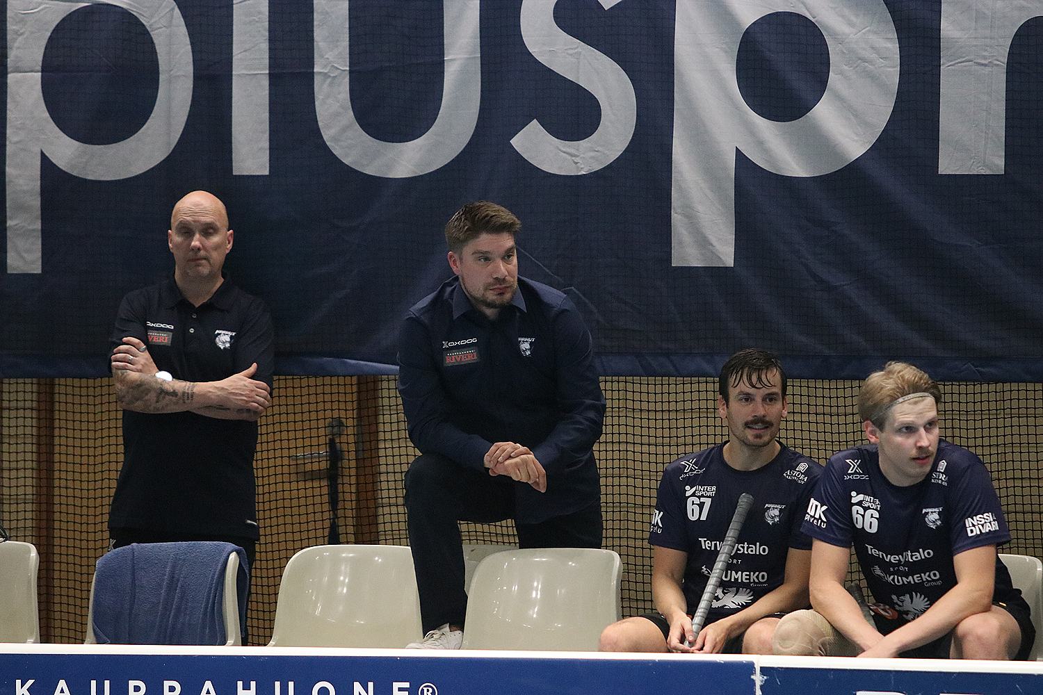 17.9.2025 - (Karhut-SalBa)