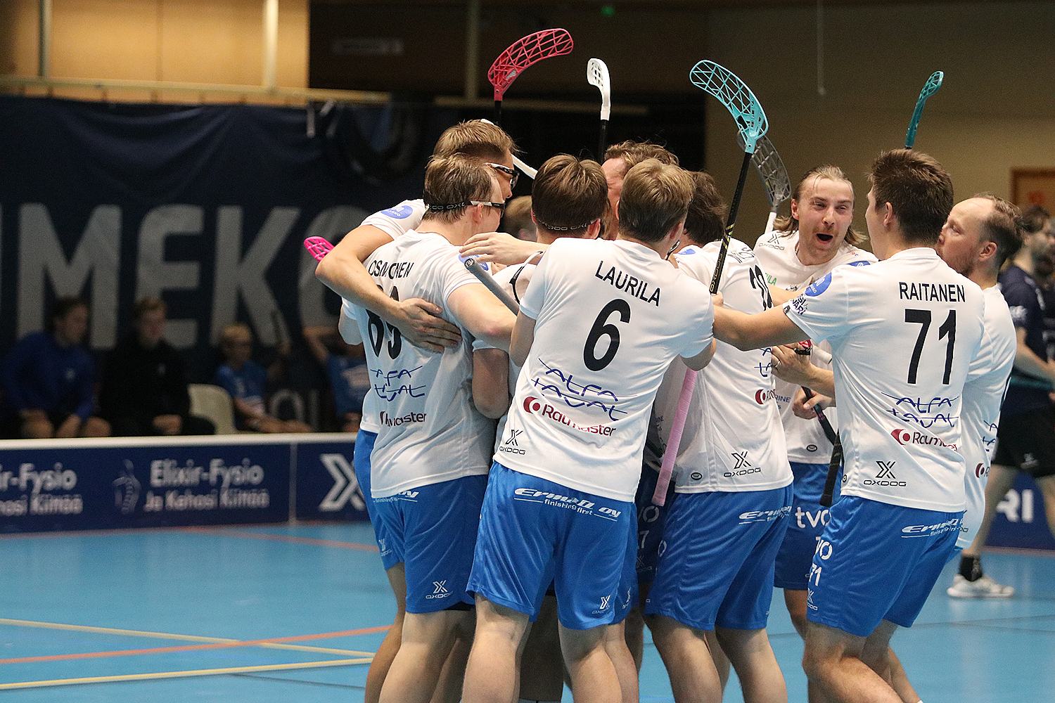 17.9.2025 - (Karhut-SalBa)