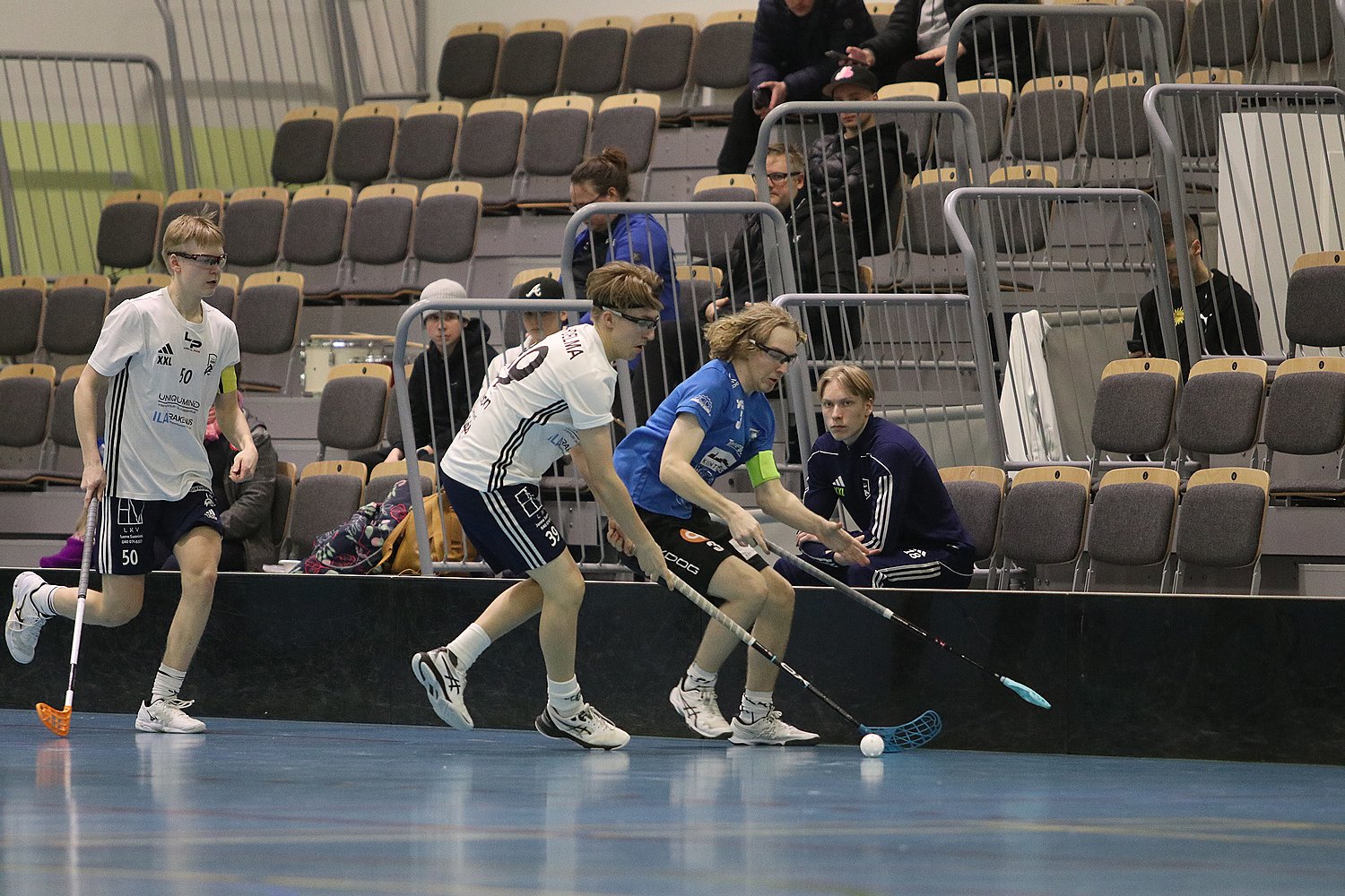 6.4.2024 - (Karhut P17-Nokian KrP Sininen P17))