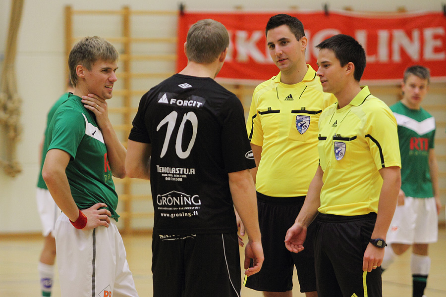 5.11.2011 - (FC Rauma-ESC)