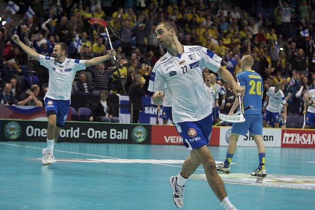 11.12.2010 - (Suomi-Ruotsi)