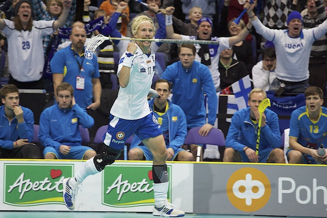 11.12.2010 - (Suomi-Ruotsi)