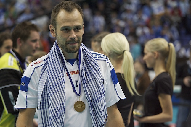 11.12.2010 - (Suomi-Ruotsi)