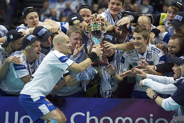 11.12.2010 - (Suomi-Ruotsi)