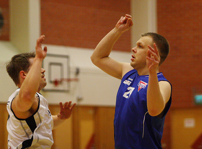 12.2.2011 - (BC Sisu-TaNMKY)