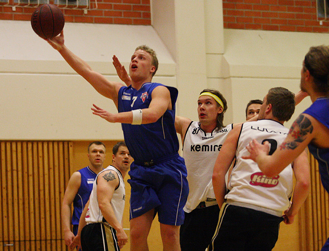 12.2.2011 - (BC Sisu-TaNMKY)