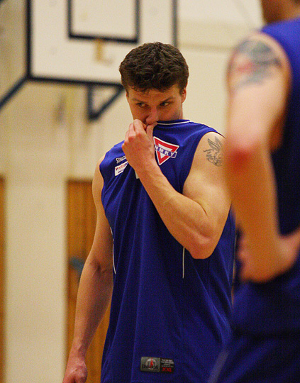 12.2.2011 - (BC Sisu-TaNMKY)