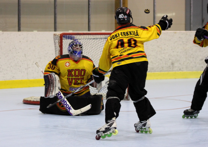 27.04.2013 - (ZSKA-Koovee Rollers)