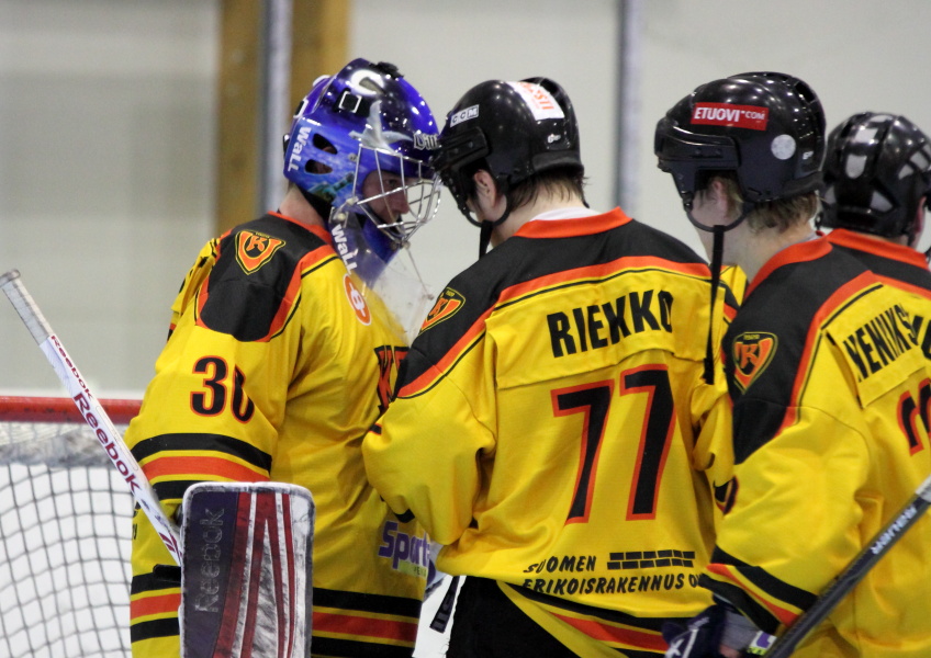 27.04.2013 - (ZSKA-Koovee Rollers)