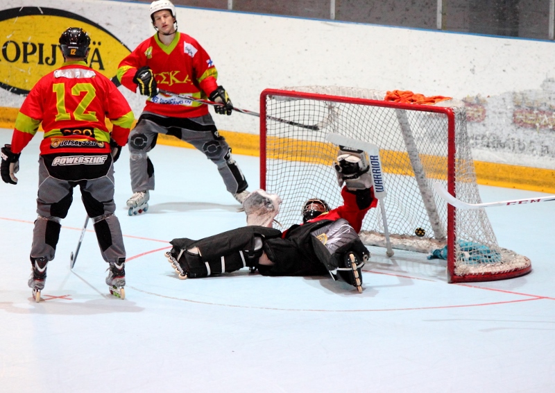 22.5.2013 - (Koovee Rollers-ZSKA)