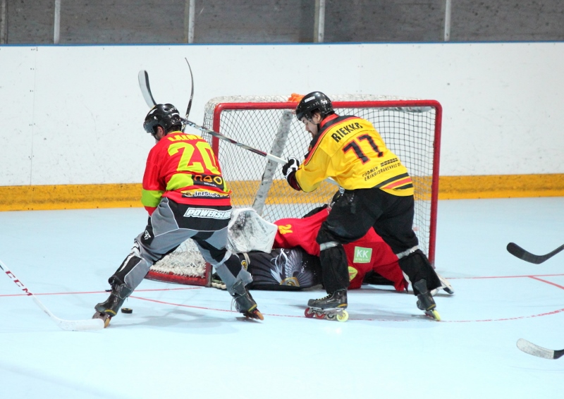 22.5.2013 - (Koovee Rollers-ZSKA)
