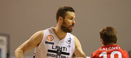 Kapteeni Mäkäläinen jatkaa vuoden sopimuksella Lahdessa