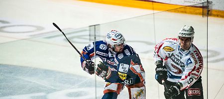 Jyrki Välivaara Lukkoon