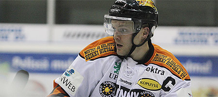 Henrik Forsberg ja Ville Järvinen KooKoo-alakertaan