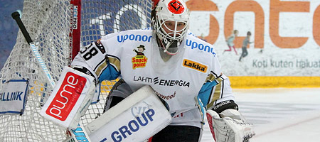 Janne Juvonen ja Roope Elimäki jatkavat Pelicans-paidassa